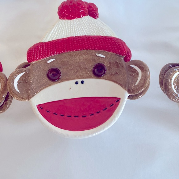 Gently Used  Beautiful Set Of 6  Ceramic Serving Plates& Candy Holder Christmas - Picture 6 of 16